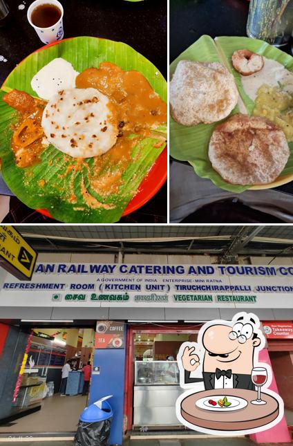 Food at Indian Railway Irctc Kitchen Room (Veg)