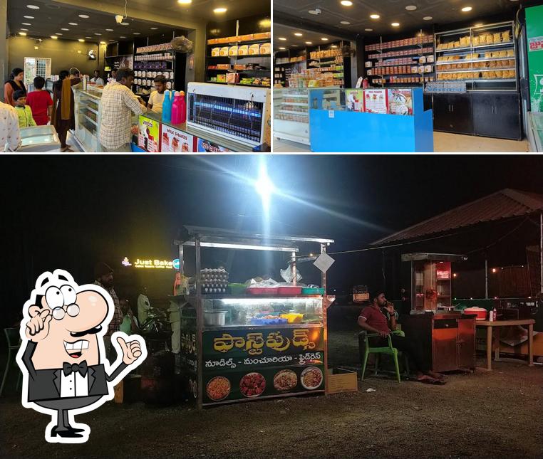 Check out how THE CAFE STOP looks inside