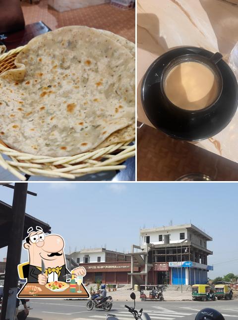 Among different things one can find food and exterior at Mit Kliku Cafe & Restaurant