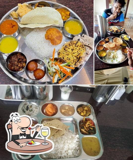 Food at Vishwa Aahar