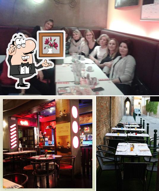 Dai un'occhiata agli interni di PIZZERIA PIOLA