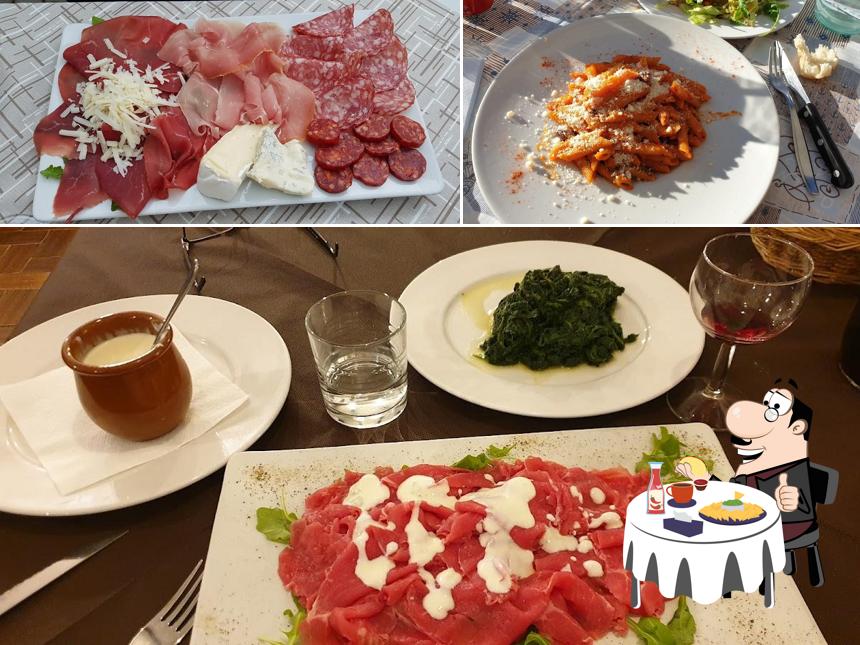 Piatto di formaggi al Crotto Galbiga