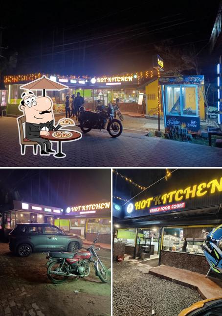 The exterior of Hot Kitchen Family Retaurant