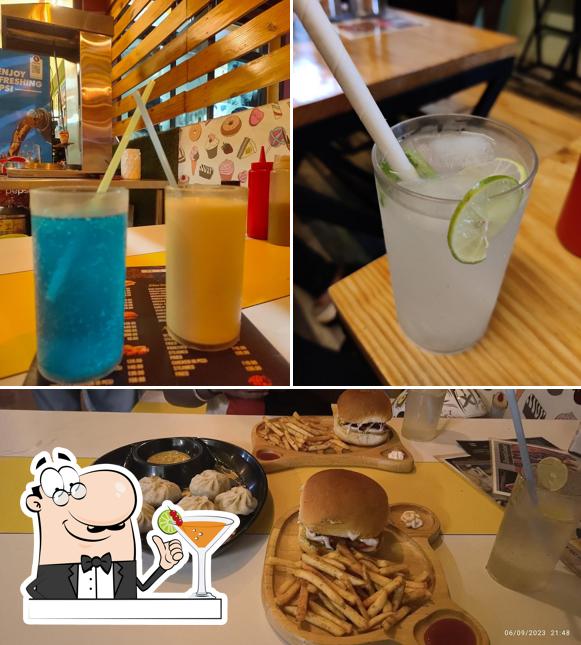 The image of drink and food at Chill Grill