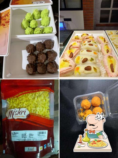 Food at Mishri Sweets