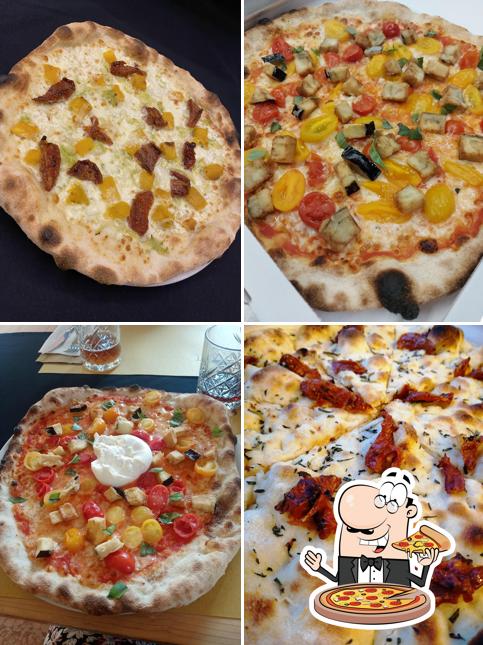 Scegli tra le svariate varianti di pizza