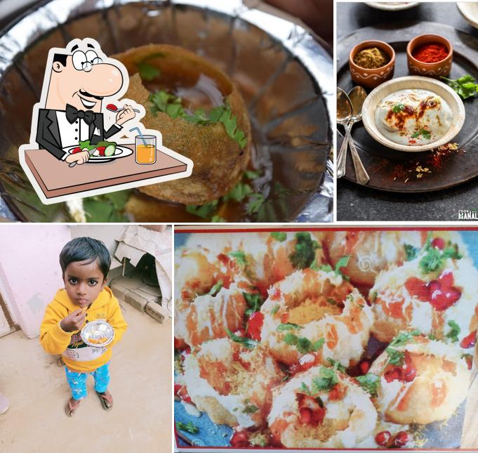 Meals at Mahaveer pani puri & dhahi puri center