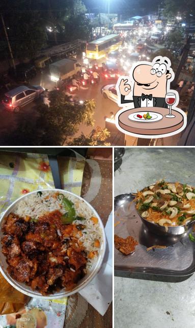 Among various things one can find food and exterior at Pizza House