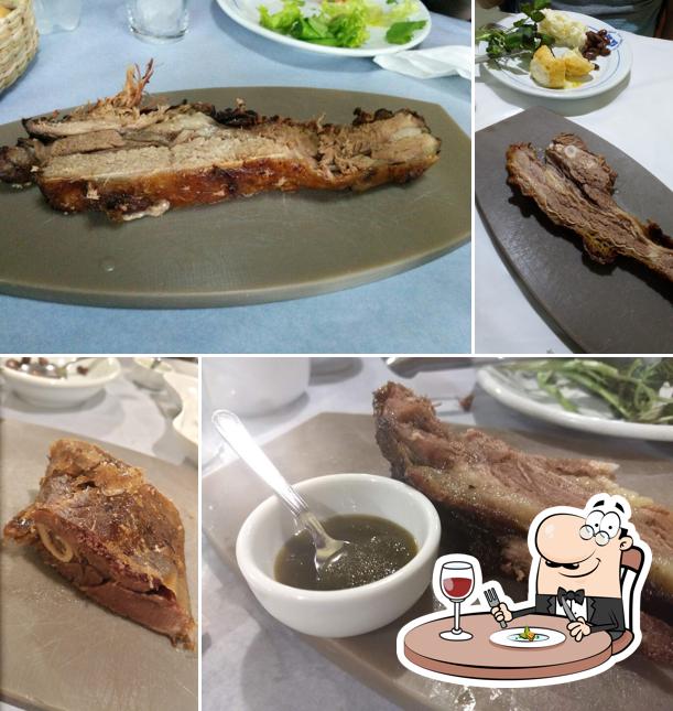 Comida em Costela no Roletchê