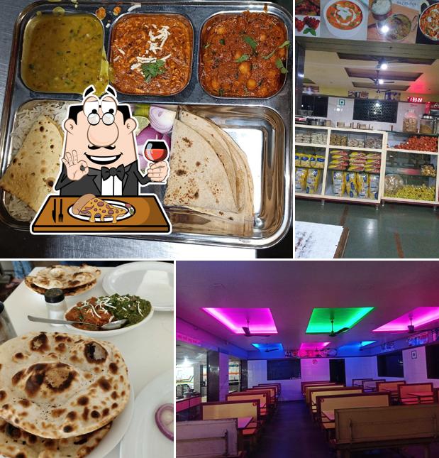 Try out pizza at Hotel Meena