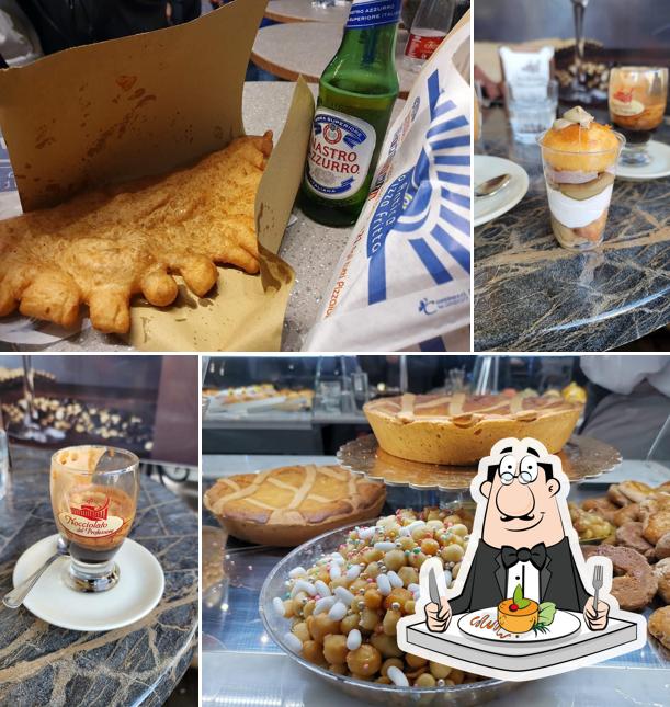 Cibo al Antica Pizza Fritta da Zia Esterina Sorbillo