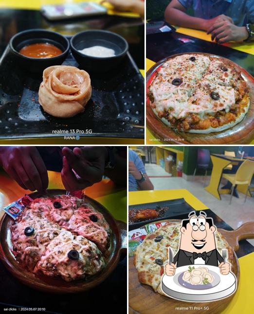 Dumplings at Momo Mia