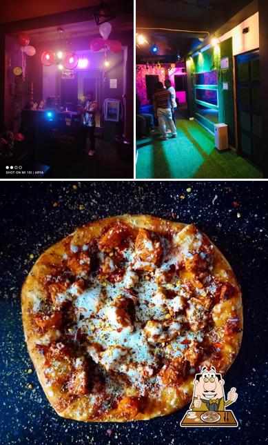 Get pizza at Shisha House Dine & Puff