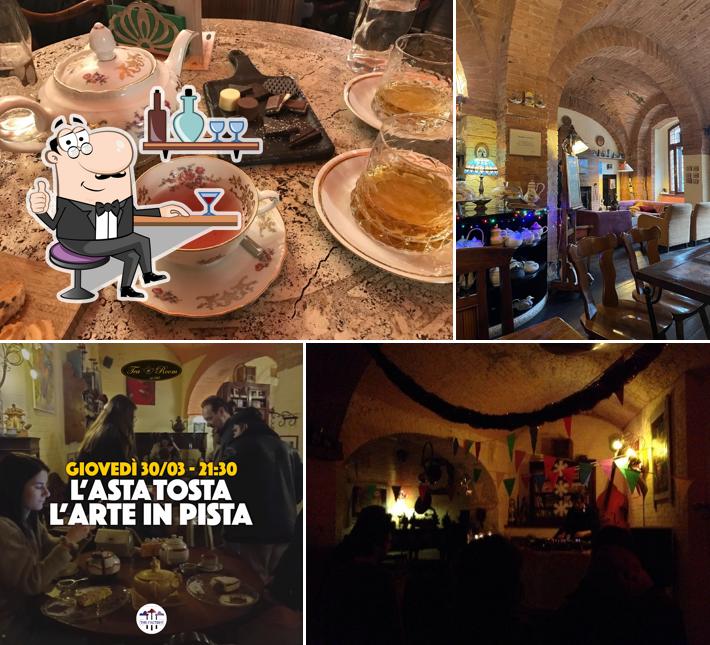 Siediti a un tavolo di Tea Room