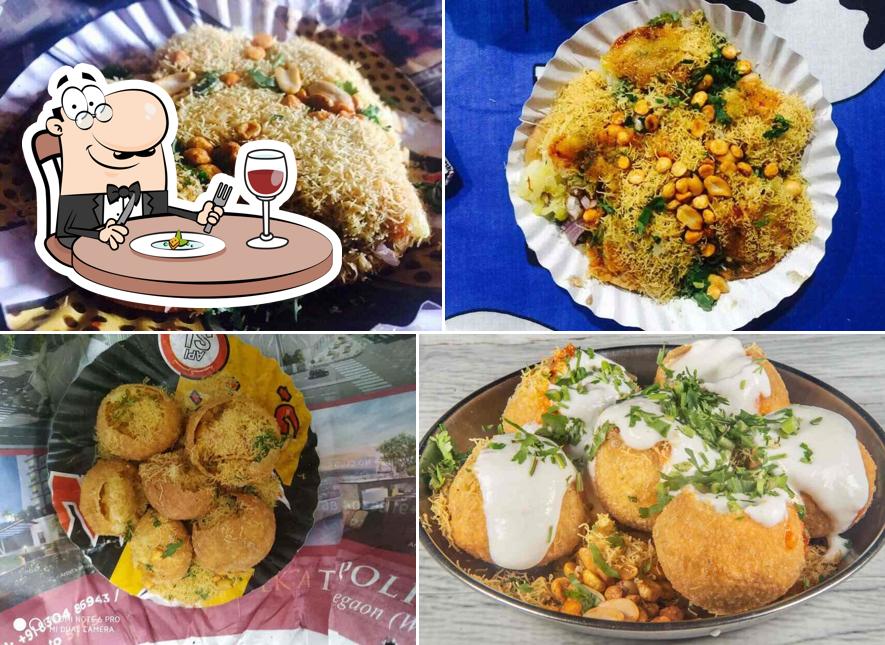 Food at Munna Bhel Puri House