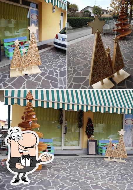 Guarda la immagine di Panificio Battiston Serena Guarda la immagine di Panificio Battiston Serena