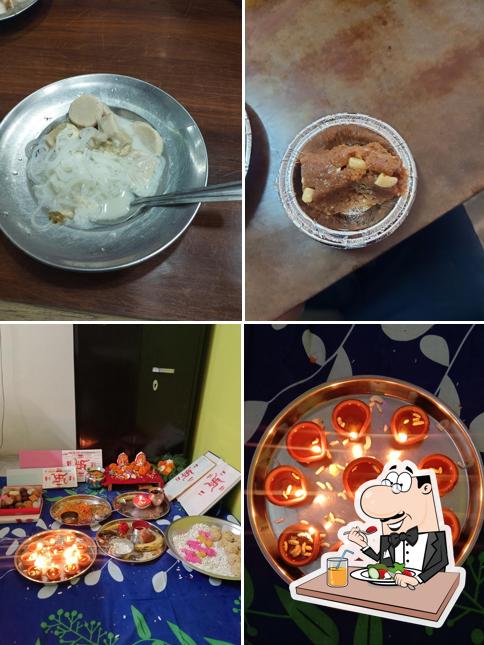 Chocolate mousse at Paneer Pakode Halvai