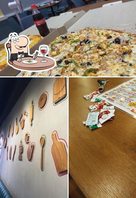 Food at Taranovas Pizza