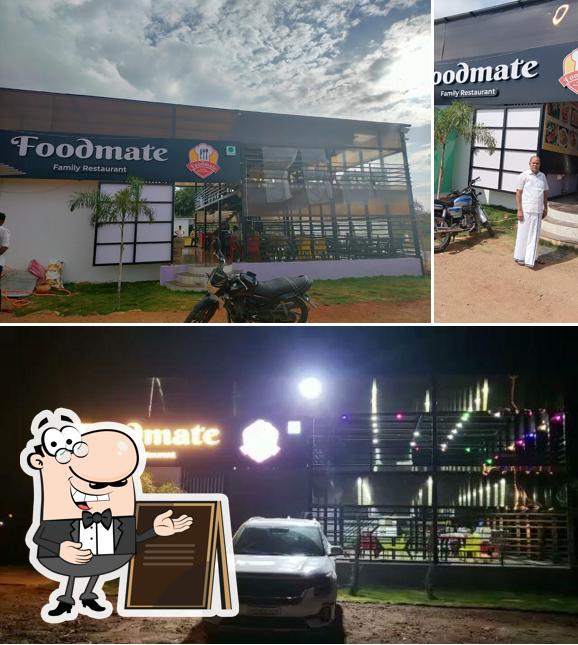 The exterior of Food Mate Hotel