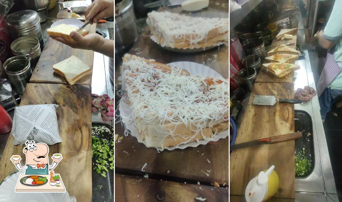 Food at Mahadev Pizza