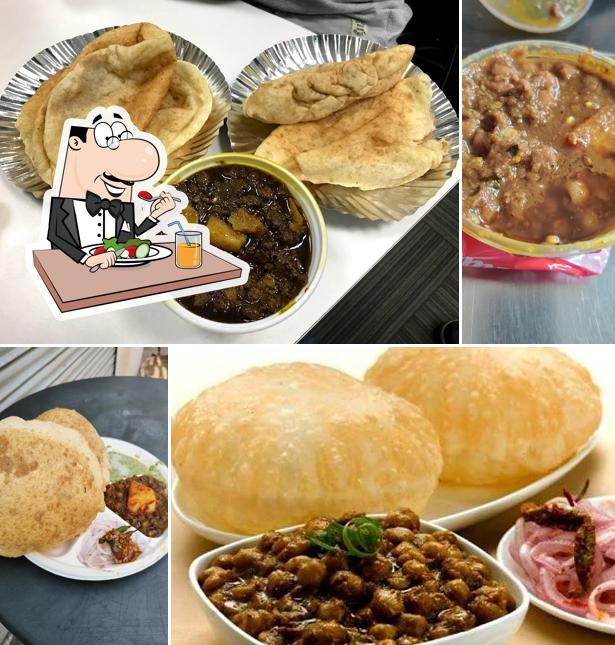 Food at Pind Bhatura