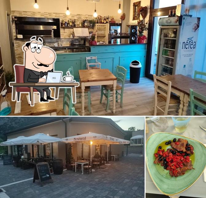 La interni e cibo del ristorante
