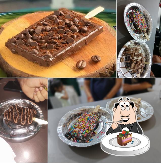 Chocolate cake at Queen Waffle Kamrej