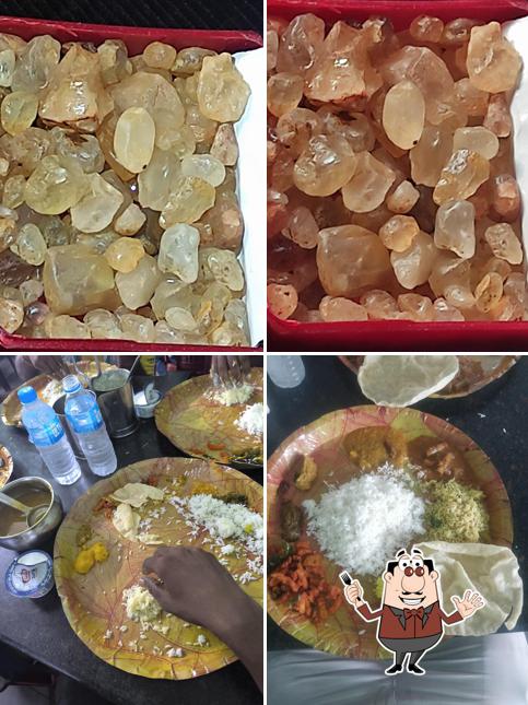 Food at Omkar Mess