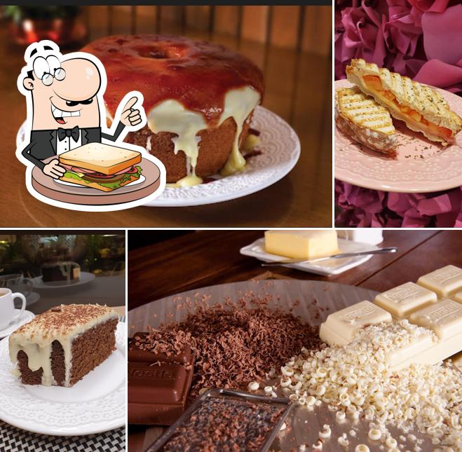 Sanduíches de queijo grelhado em Adore Brigaderia e Café - Mercadão de Maringá