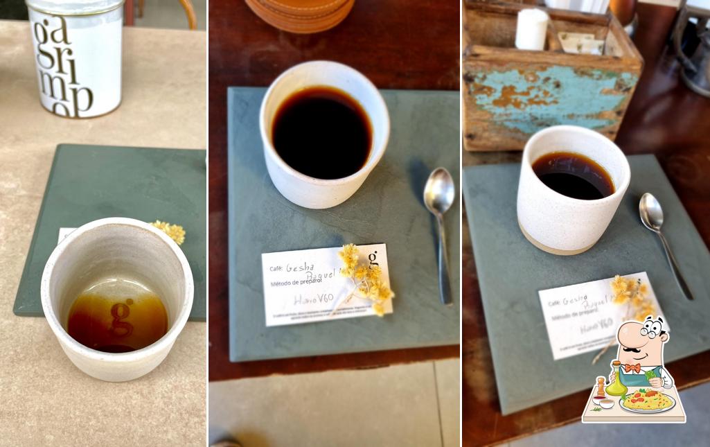 Platos en Garimpo da Barista