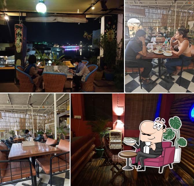 Check out how Tikos looks inside