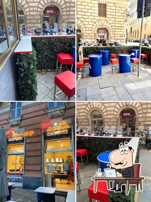 Gli interni di Gastronomia Hamburgeria Maragliano