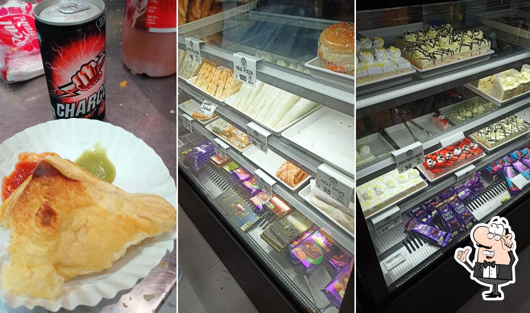 The interior of Happy Bakerz