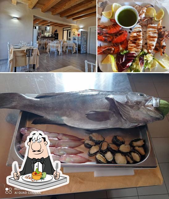 La foto di cibo e interni da Ristorante La Corte Del Casale