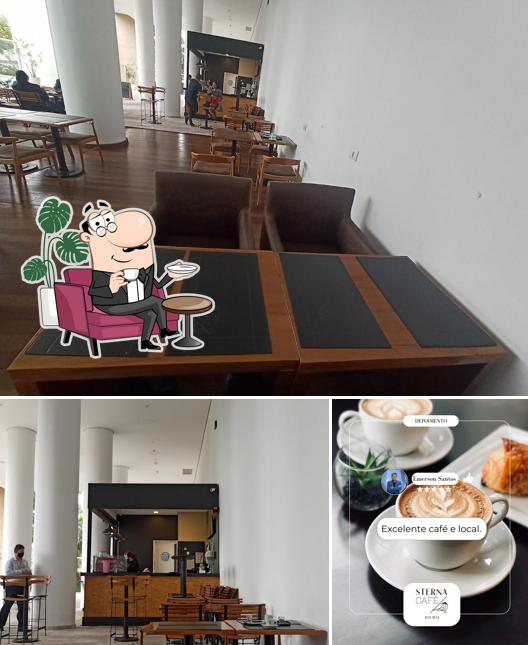 Veja imagens do interior do Sterna Café Domo