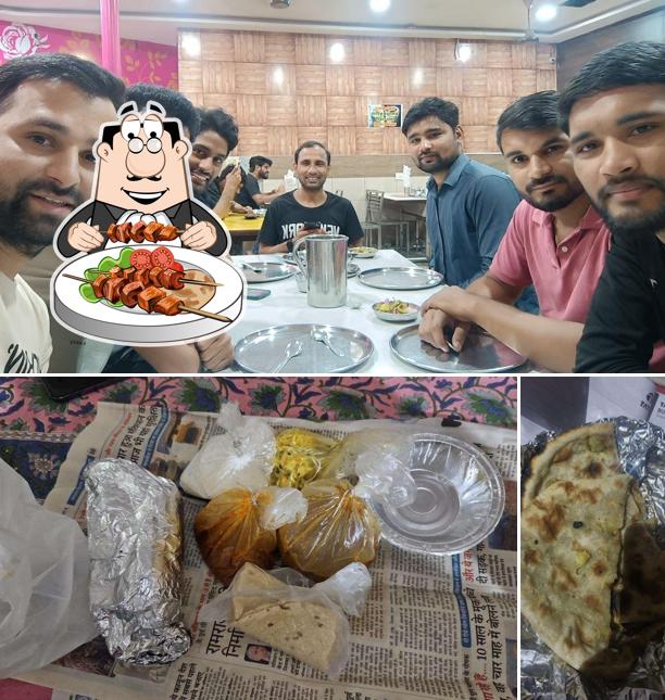 Meals at Sharma Bhojnayalya