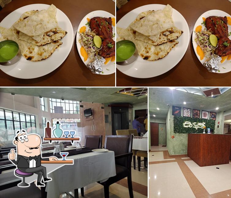 The image of Venad Restaurant(Sreevalsam Residency)’s interior and food