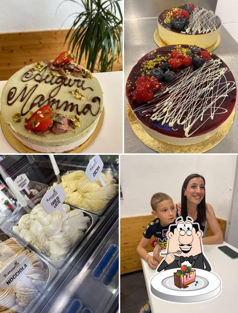 Torta al cioccolato al Bar Gelateria Naturalia Alessandria