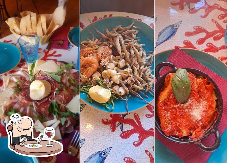 Cibo al Osteria nel Cortile