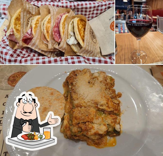 Guarda la foto che mostra la cibo e vino di Dispensa Emilia Adigeo Verona