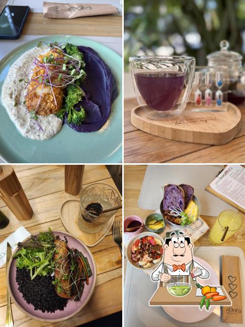 Salada de algas em Adora Rest Café