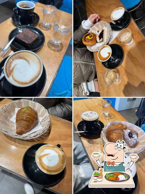 Platti al D’Angelo Caffè sq.Repubblica