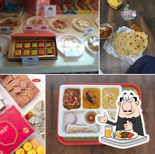 Meals at HanuRam Foods