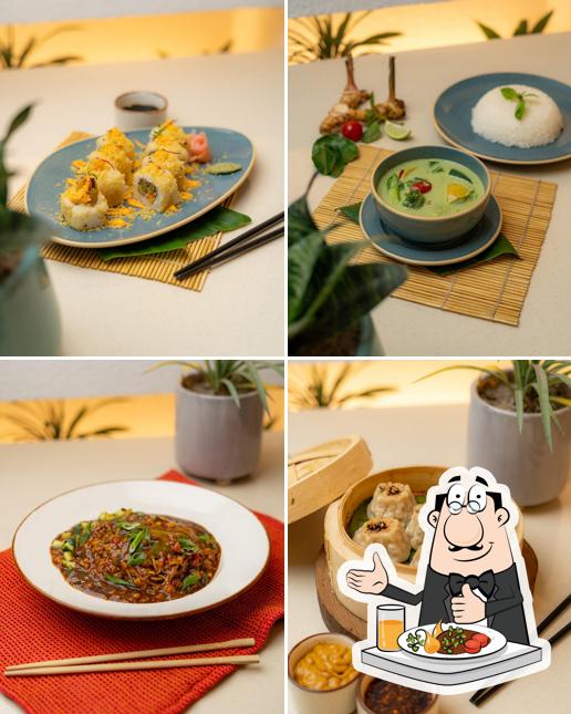 Food at Sakhis - Cafe and All Day Dining