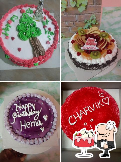 Red velvet cake at Bake House ( home made cake )