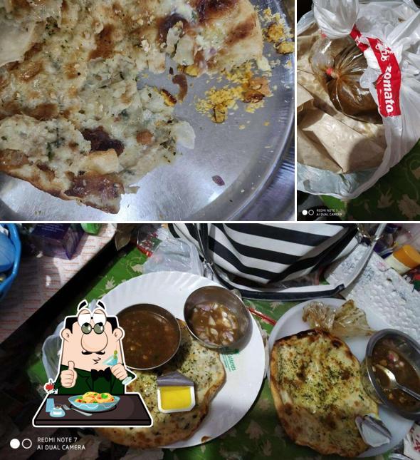 Food at Sk Amritsari Kulcha Hub