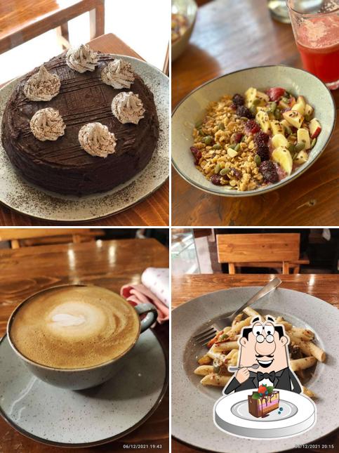 Chocolate cake at The Barmecha House