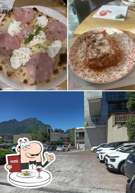 La cibo e esterno del ristorante
