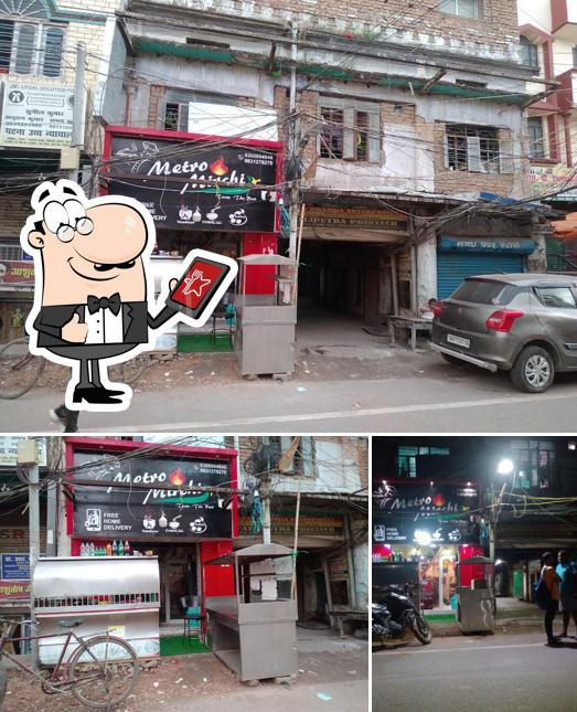 The exterior of Metro Mirchi Restaurant