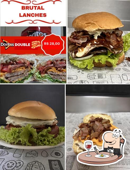 Sanduíche de carne de porco desfiada em Brutal Lanches